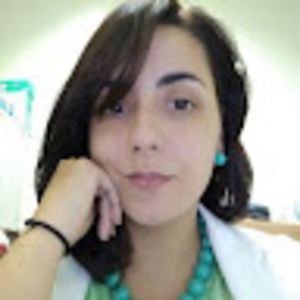 Meet your Posher, Larissa